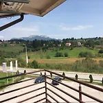 Dva Goluba 3* Pale