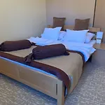 Dva Goluba Hotel 3*