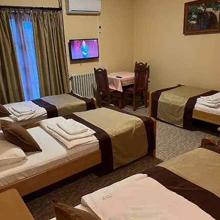 Dva Goluba Hotel