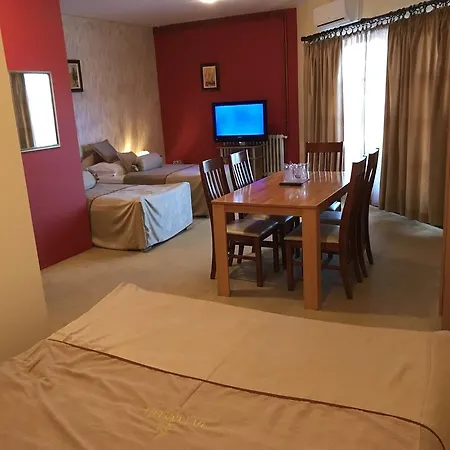 Dva Goluba Hotel