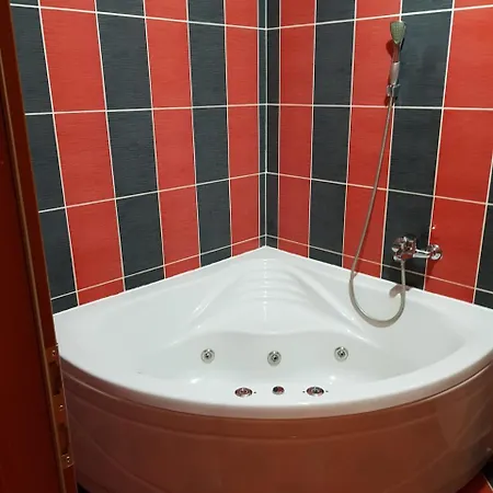 Dva Goluba Hotel 3*